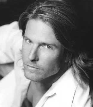 Paul Michael Robinson Biography: Height, TV Shows, Parents, Wife, Age, Kids, Net Worth, Movies, Modelling, Military Career