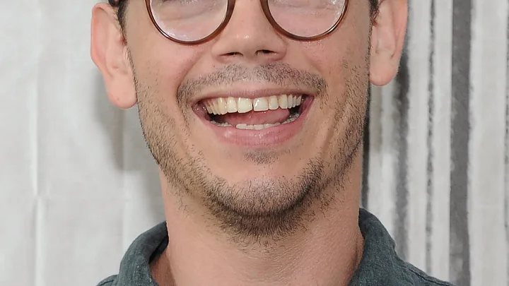 Ryan O’Connell Biography: Partner, Age, Height, Net Worth, Movies & TV Shows, Books