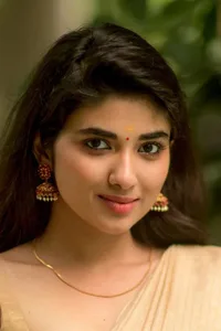 Pragya Nagra - Biography