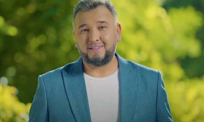 Sardor Rahimxon Biography: Religion, Parents, Height, Age, Net Worth, Siblings, Ethnicity, Wife, Children, Songs, Movies