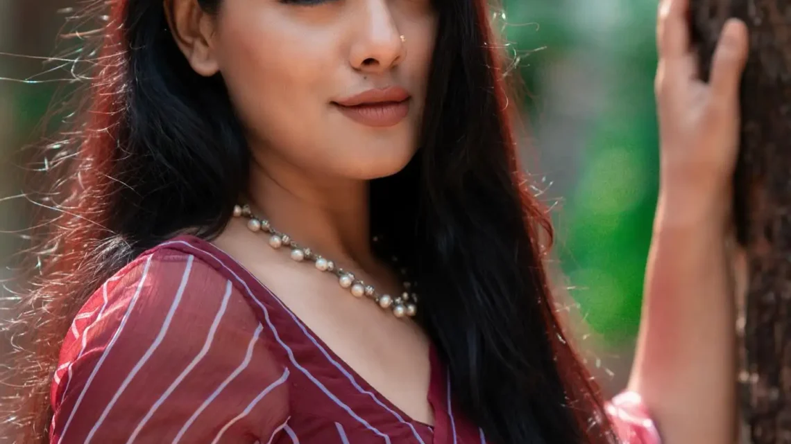 Nusrat Imrose Tisha Biography: Movies, Height, Age, Net Worth, Siblings, Occupation, Religion, Husband, Children