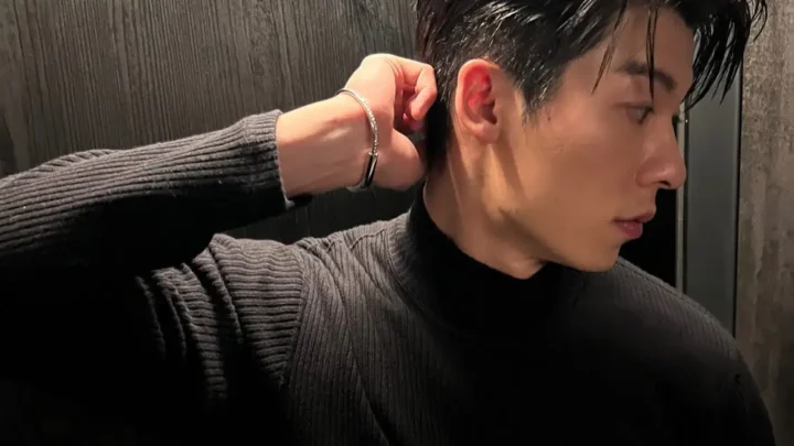 Hsu Kuang-han Biography: Pictures, Brands, Girlfriend, Occupation, Religion, Parents, Height, Age, Net Worth, Siblings, Movies, Songs