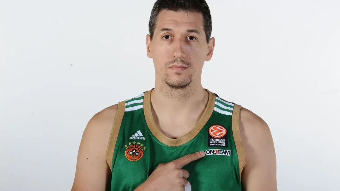 Dimitris Diamantidis Biography: Weight, Daughter, Parents, Height, Age, Net Worth, Siblings, Wife, Team