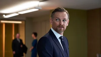 Barry Atsma Biography: Net Worth, Wikipedia, Wife, Age, Height, Awards, Movies