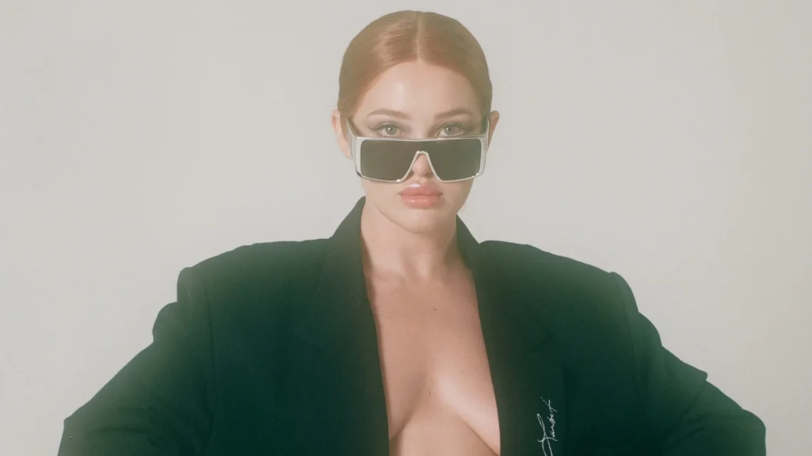 Elley Duhé Biography: Age, Net Worth, Instagram, Spouse, Height, Wiki, Parents, Siblings, Songs