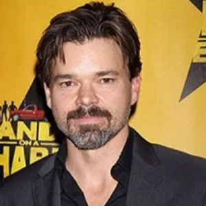 Hunter Foster Biography: Age, Net Worth, Wife, Parents, Siblings, Movies, Wikipedia