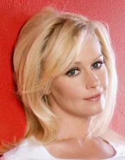 Beverly Lynne - Biography