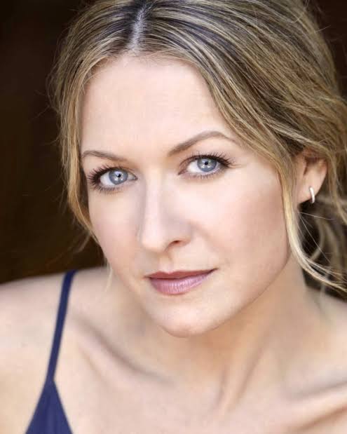 Ali Hillis Biography: Movies, Awards, Husband, Age, Kids, Height, Net Worth, Parents, Instagram, TV Shows