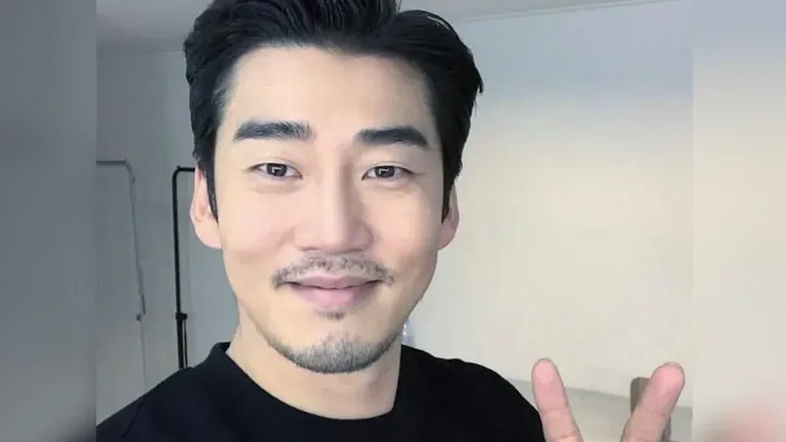 Yoon Kye-sang Biography: Wife, Age, Children, Net Worth, Height, Films, Siblings, Nationality