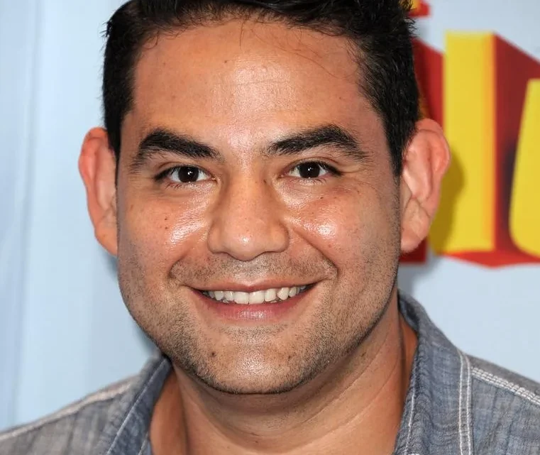Juan Gabriel Pareja Biography: Wife, Age, Height, Net Worth, Kids, Parents, Movies & TV Shows