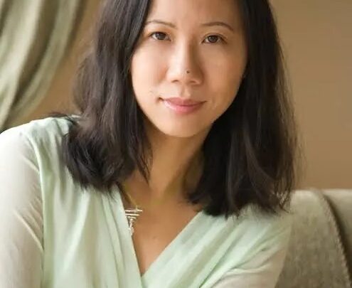 Sherry Thomas Biography: Awards, Ethnicity, Net Worth, Books, Age, Religion, Ethnicity, Husband