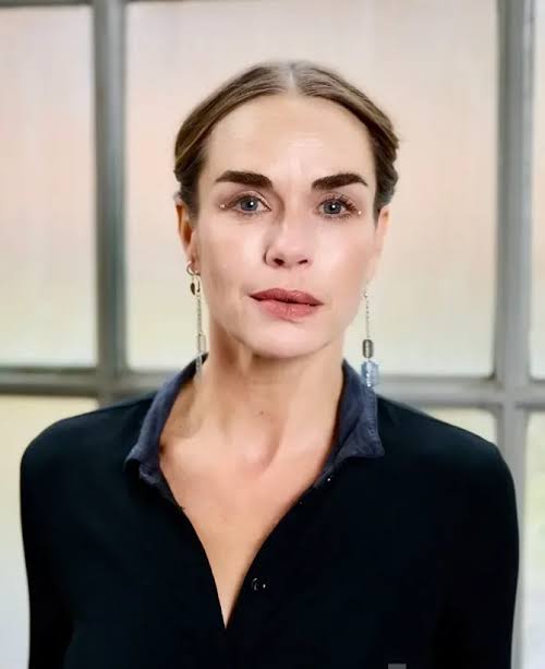 Lina Englund - Biography