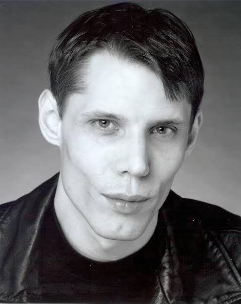 Goran D. Kleut - Biography