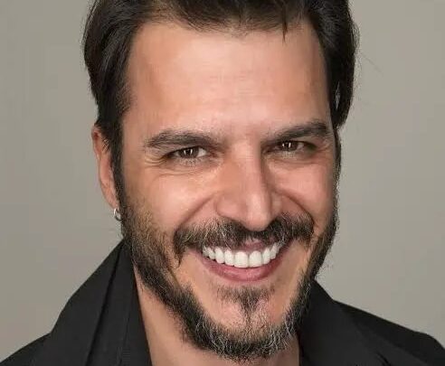 Mehmet Günsür Biography: Net Worth, Ethnicity, Height, Age, Wife, Children, Religion, Movies