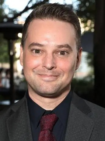 Guy Busick Biography: Net Worth, Movies, Age, Ethnicity, Parents, Awards, Wife, Height