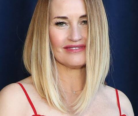Shannon Kenny Biography: Husband, Age, Children, Net Worth, Religion, Parents, Ethnicity, Height, Movies