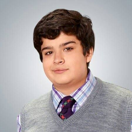 Devan Leos - Biography