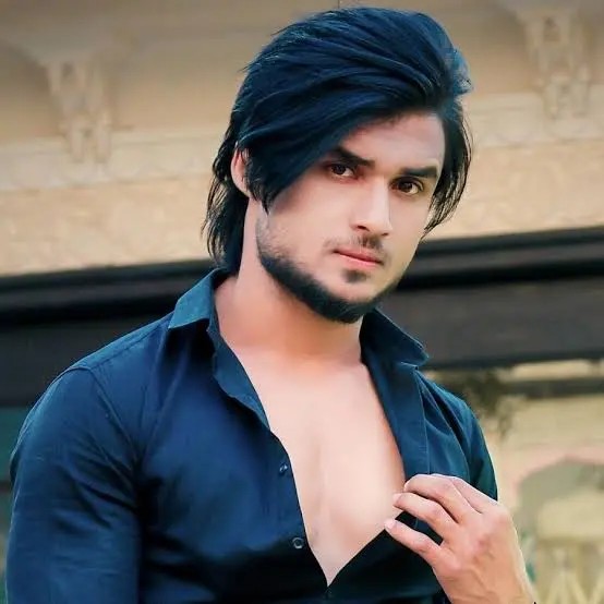 Abraz Khan Biography: Net Worth, Age, Ethnicity, Height, Movies, Girlfriend, Parents, YouTube
