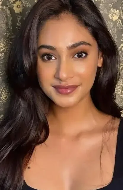 Anukreethy Vas Biography: Awards, Ethnicity, Age, Movies, Net Worth, Boyfriend, Height, Parents, Instagram