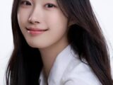 Chaesol Biography: Age, Instagram, Net Worth, Songs, Boyfriend, Height, Parents, Ethnicity