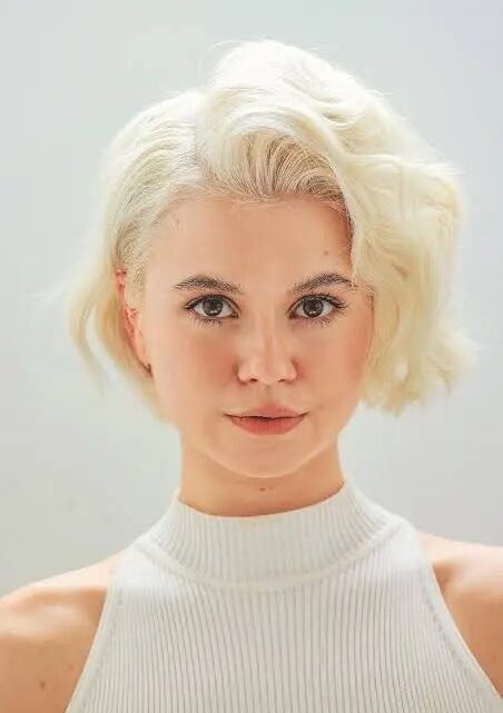 Susan Diol’s Daughter Juliet Cassidy Biography: Parents, Movies, Height, Age, Boyfriend, Ethnicity, Awards, Net Worth