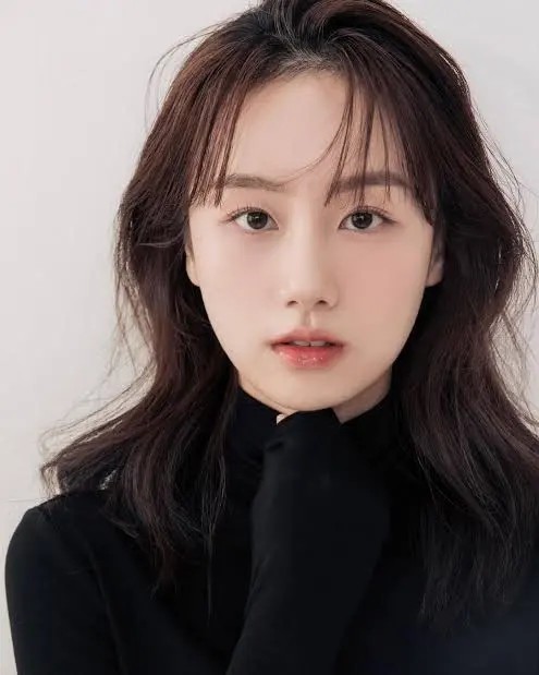 Yoon Sang-jeong Biography: Instagram, Ethnicity, Height, Age, Awards, Boyfriend, Religion, Movies, Net Worth