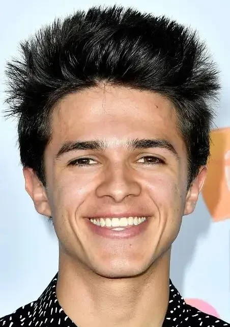 Brent Rivera Biography: Ethnicity, Girlfriend, Age, Height, Parents, Net Worth, YouTube, Awards