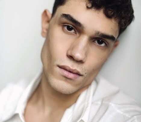 Matthew Laureano Biography: Height, Ethnicity, Net Worth, Movies, Age, Parents, Girlfriend, Instagram