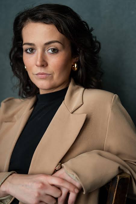 Anna Russell-Martin - Biography