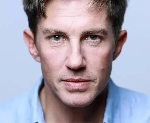 Christien Anholt Biography: Awards, Parents, Height, Wife, Net Worth, Age, Ethnicity, Movies