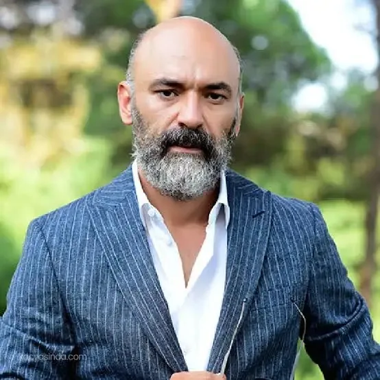 Kaan Çakır Biography: Height, Net Worth, Wife, Age, Ethnicity, Awards, Parents, Movies