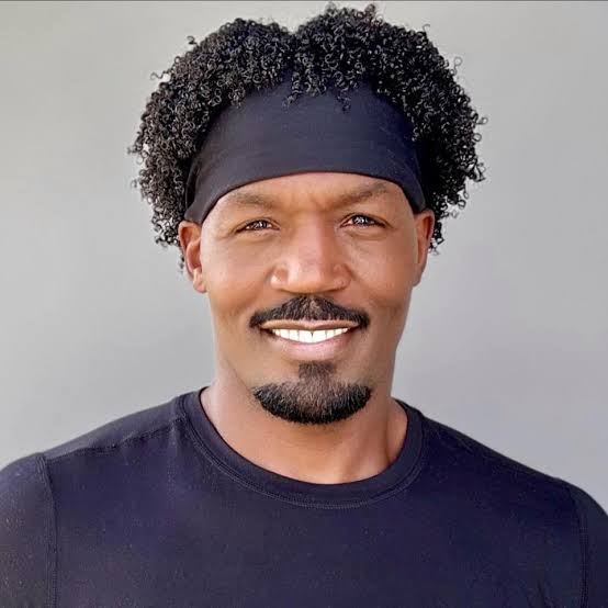T.C. Stallings Biography: Height, Net Worth, Age, Books, Wife, Ethnicity, Awards, Instagram