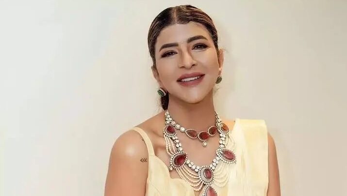 Lakshmi Manchu Biography: Height, Net Worth, Movies, Husband, Ethnicity, Age, Awards, Parents, Religion