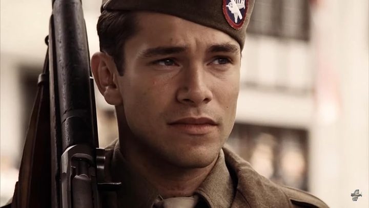 Peter Youngblood Hills Biography: Movies, TV Shows, Age, Net Worth, Awards, Height, Parents, Siblings, Wife, Children