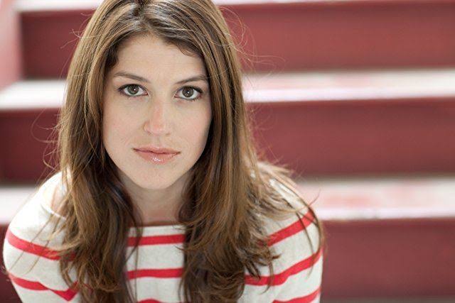Nicole Parker Biography: Net Worth, Parents, Husband, Age, Child, Height, Movies & TV Shows, Broadway