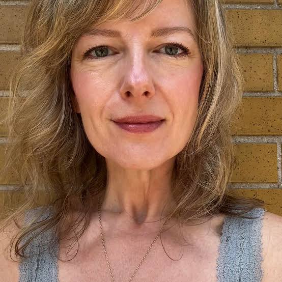 Zuzanna Szadkowski Biography: Age, Net Worth, Parents, Height, Movies, TV Shows, Husband, Kids, Facebook
