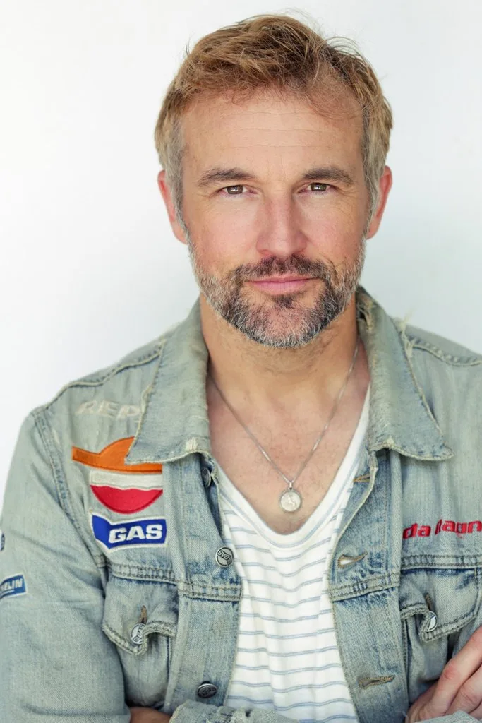 Shaun Benson - Biography