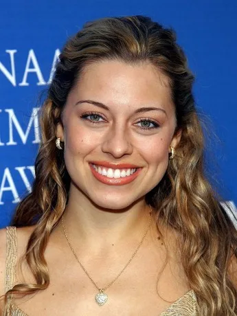 Amy Brassette - Biography