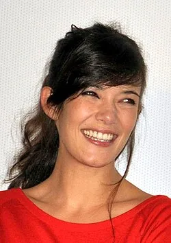 Mélanie Doutey - Biography
