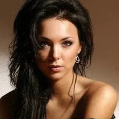 Lana Tailor - Biography