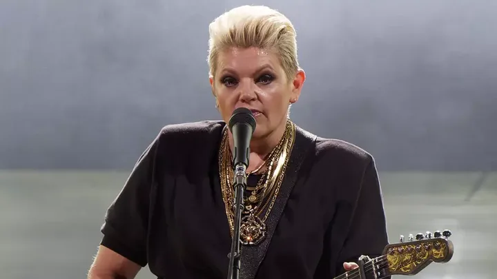 Natalie Maines Biography: Parents, Instagram, Songs, Net Worth, Age, Spouse, Awards