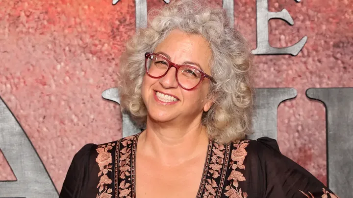 Jenji Kohan Biography: Net Worth, Age, Spouse, Children, Height, Instagram, Siblings