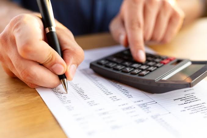 How to Read a Profit and Loss Statement If You Have No Accounting Background