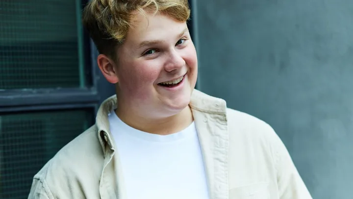 Julius Weckauf Biography: Net Worth, Height, Movies, Girlfriend, Awards, Parents, Ethnicity