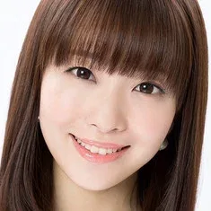 Yumi Uchiyama - Biography