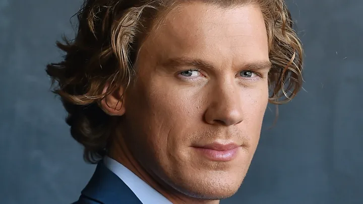 Mitch Ryan Biography: Girlfriend, Age, Height, Net Worth, Movies, Ethnicity