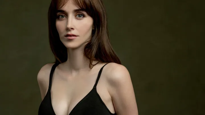 Kübra Balcan Biography: Family, Age, Religion, Net Worth, Nationality, Parents, Movies, Height, Instagram