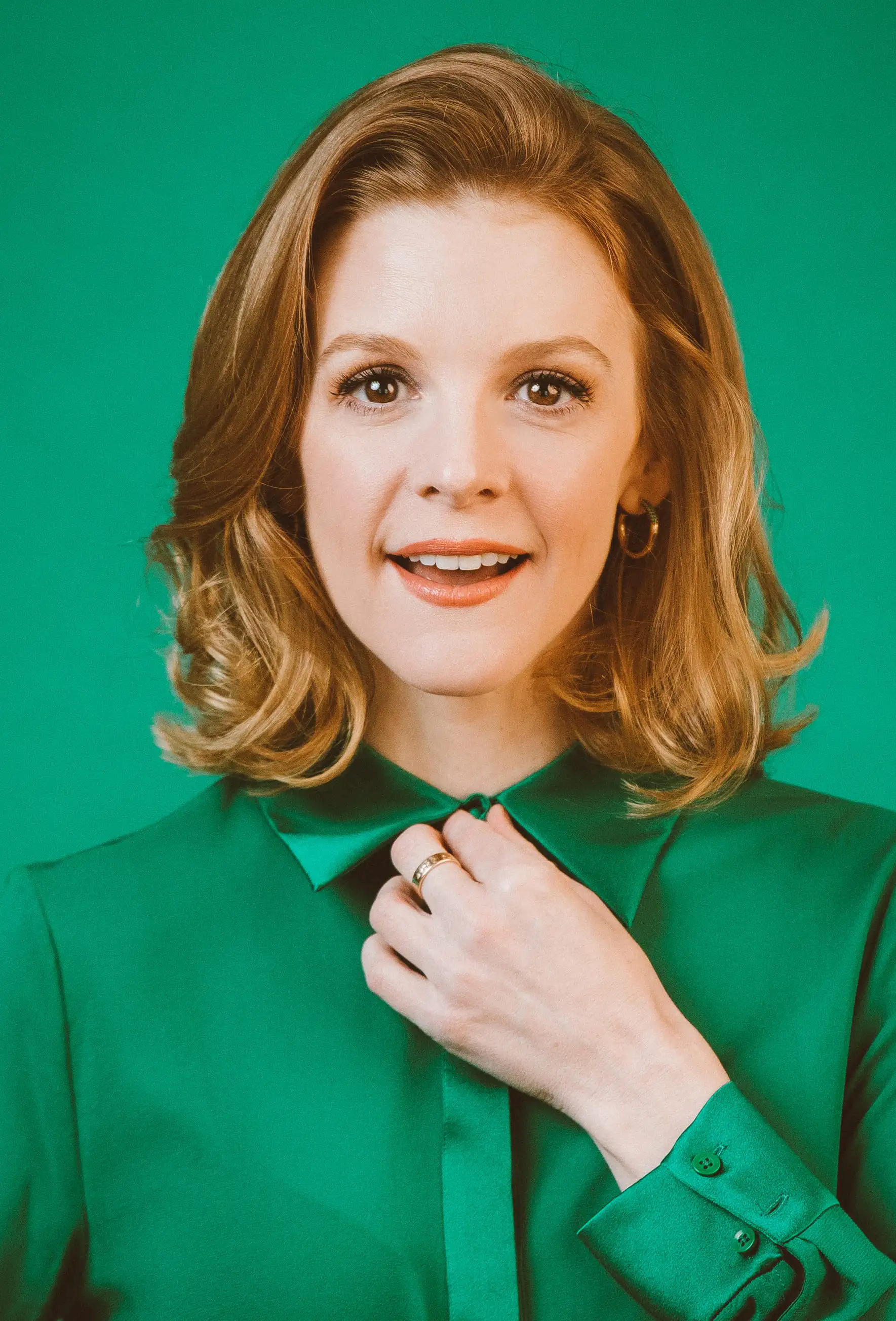 Ashley Bell - Biography