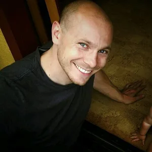 Harley Cross - Biography
