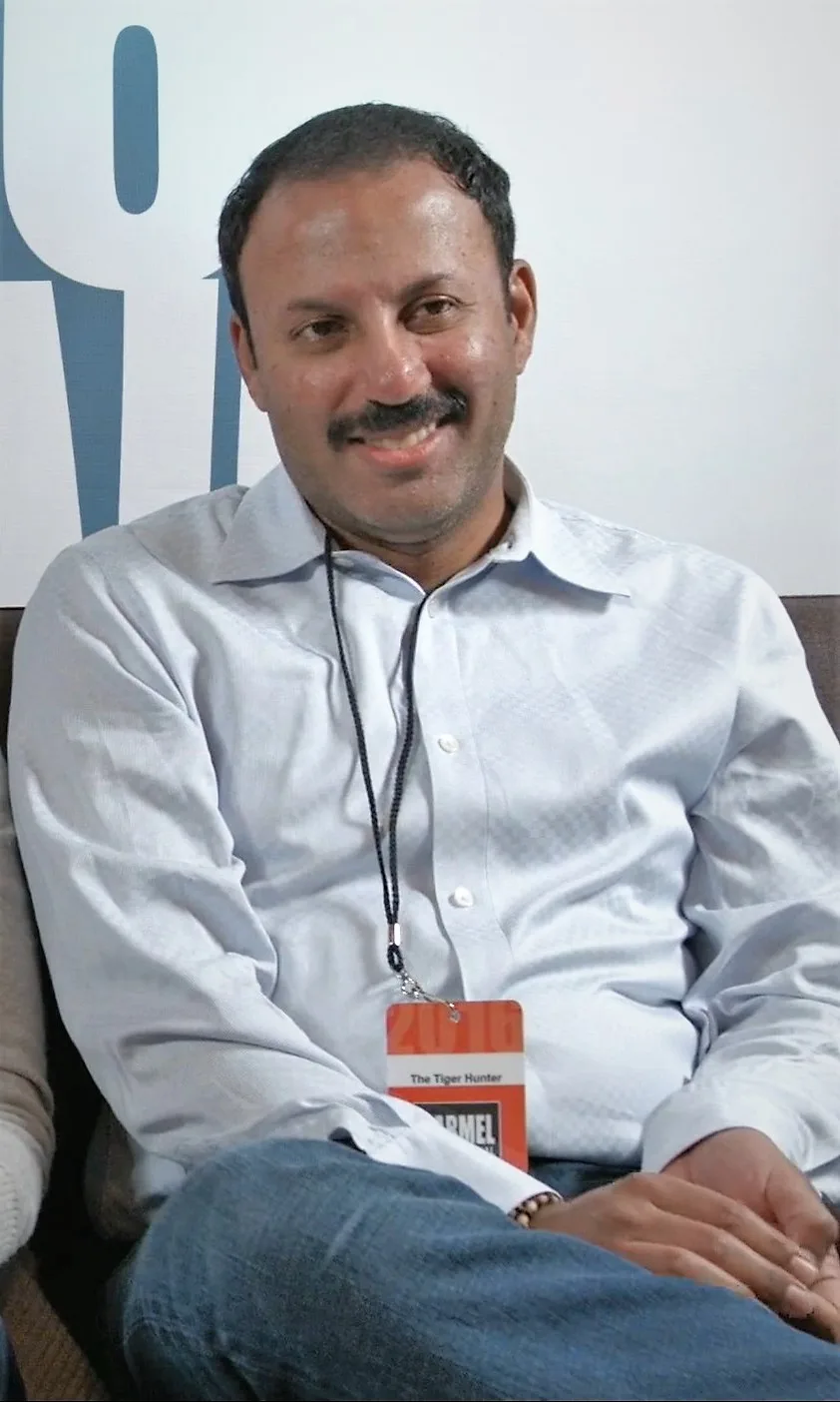 Rizwan Manji - Biography